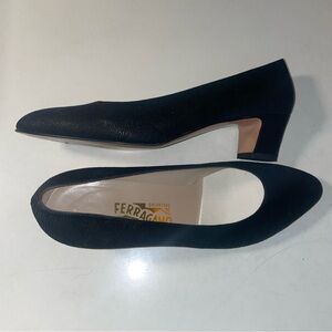 Ferragamo Women’s Kitten Heel Pumps Black 11B
